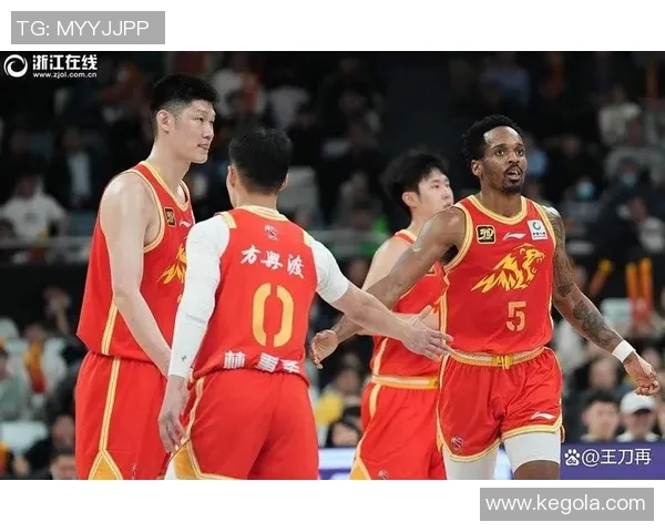 媒体人分析广厦下赛季前景卡尔顿桑普森必须离队才能重建